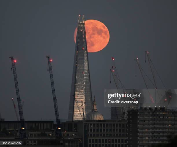 london full moon - strawberry moon stock pictures, royalty-free photos & images