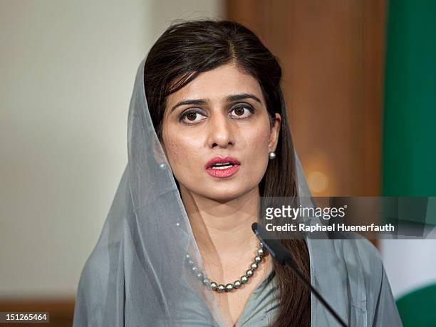 Pakistan Foreign Minister Hina Rabbani Khar speaks at a joint press conference with German Foreign Minister Guido Westerwelle in the Villa Borsig in...