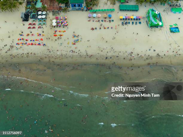 aerial view of my khe beach, a famous tourist destination in da nang city - river han stock pictures, royalty-free photos & images