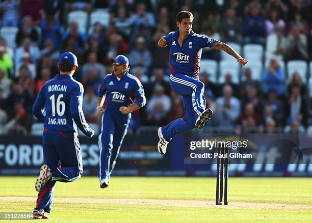 Jade Dernbach of England celebrates taking the wicket of Graeme Smith of South Africa for 1 run during the Fifth NatWest Series One Day International...