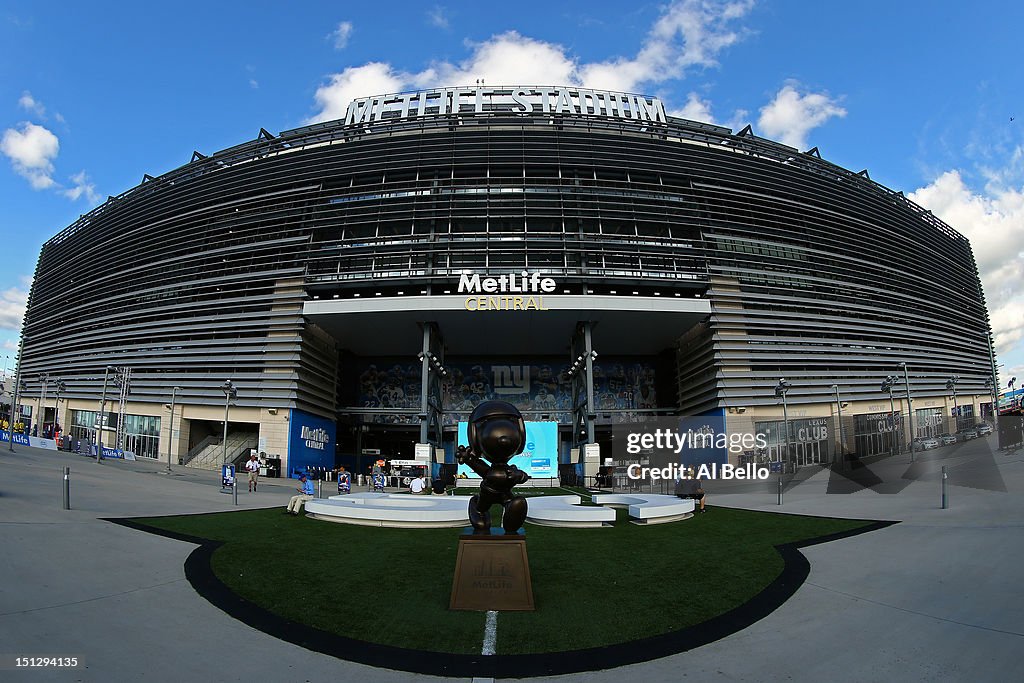 Dallas Cowboys v New York Giants