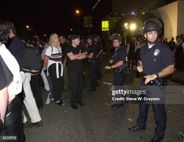 Lapd Riot La Gear Photos and Premium High Res Pictures - Getty Images