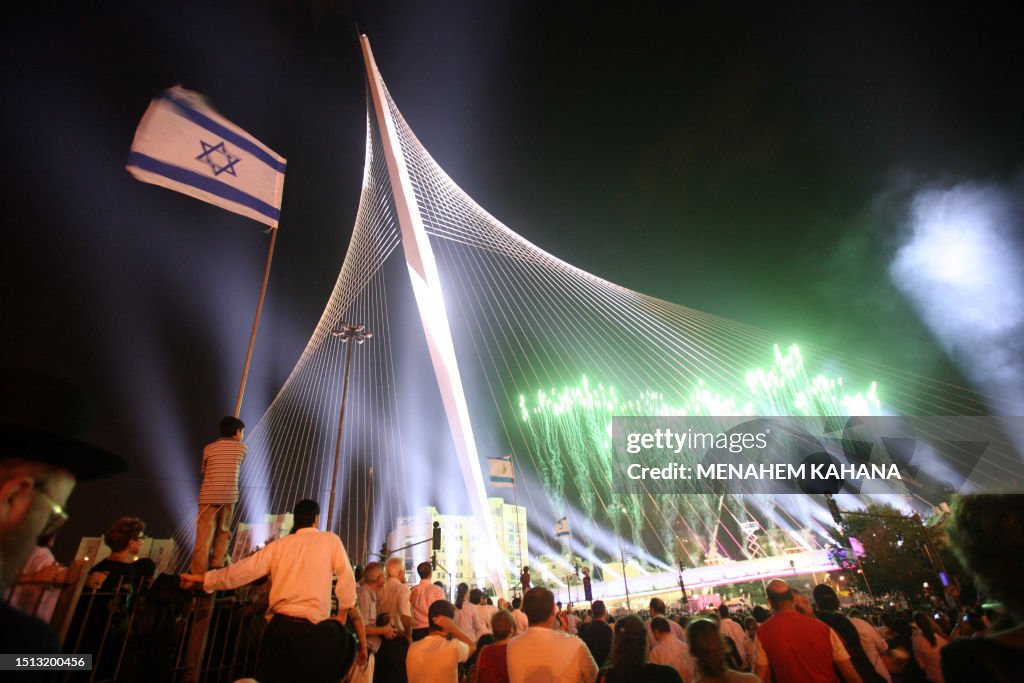 MIDEAST-ISRAEL-CALATRAVA-BRIDGE-INAUGURATION