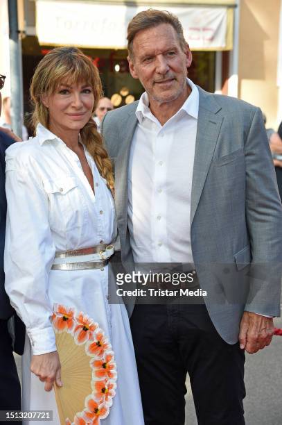 Alexandra Kamp and Ralf Moeller during the Nibelungen festival 2023 opening at Schlossplatz at Dom St. Peter on July 7, 2023 in Worms, Germany.