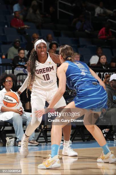 Rhyne Howard of the Atlanta Dream handles the ball during the game against the Chicago Sky on July 7, 2023 at the Wintrust Arena in Chicago, IL. NOTE...