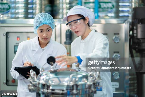 Basic Food Factory Training Food Manufacturing Training Photos and Premium High Res Pictures ...