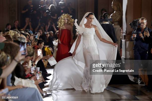 Nieves Álvarez walks the runway during the Stéphane Rolland Haute Couture Fall/Winter 2023/2024 show as part of Paris Fashion Week at Opera Garnier...