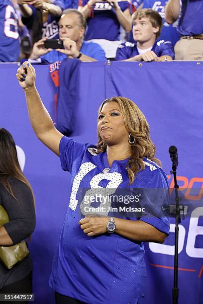 Queen Latifah before the game between the New York Giants and the Dallas Cowboys at MetLife Stadium on September 5, 2012 in East Rutherford, New...
