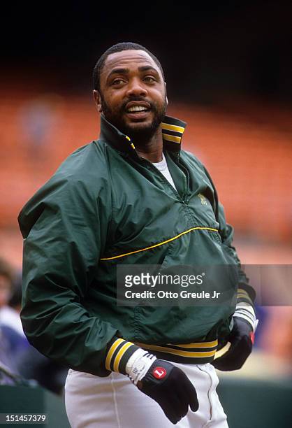 Dave Parker of the Oakland Athletics warms up before an MLB game against the California Angels circa 1989 at Angel Stadium in Anaheim, California.