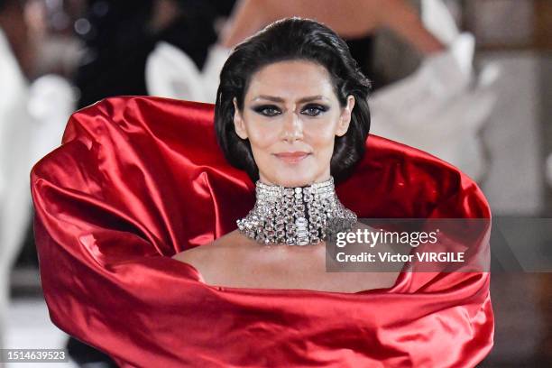 Maria Fernanda Candido walks the runway during the Stephane Rolland Haute Couture Fall Winter 2023-2024 fashion show as part of the Paris Haute...