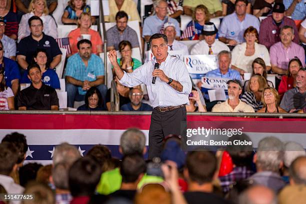 Mitt Romney Rally 78 Holman Stadium (Nashua) Photos & High Res Pictures - Getty Images