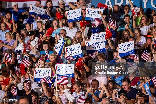 Mitt Romney Rally 78 Holman Stadium (Nashua) Photos & High Res Pictures - Getty Images