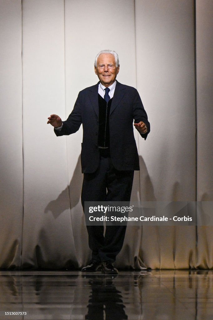 Giorgio Armani Privé : Runway - Paris Fashion Week - Haute Couture Fall/Winter 2023/2024
