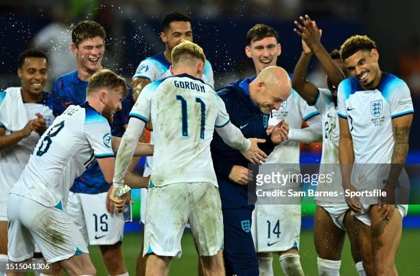 England manager Lee Carsley celebrates with players after the UEFA Under-21 EURO 2023 Final match between England and Spain at the Batumi Arena on...