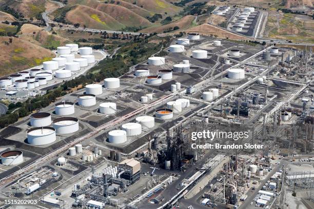 Rodeo San Francisco Refinery Photos and Premium High Res Pictures ...