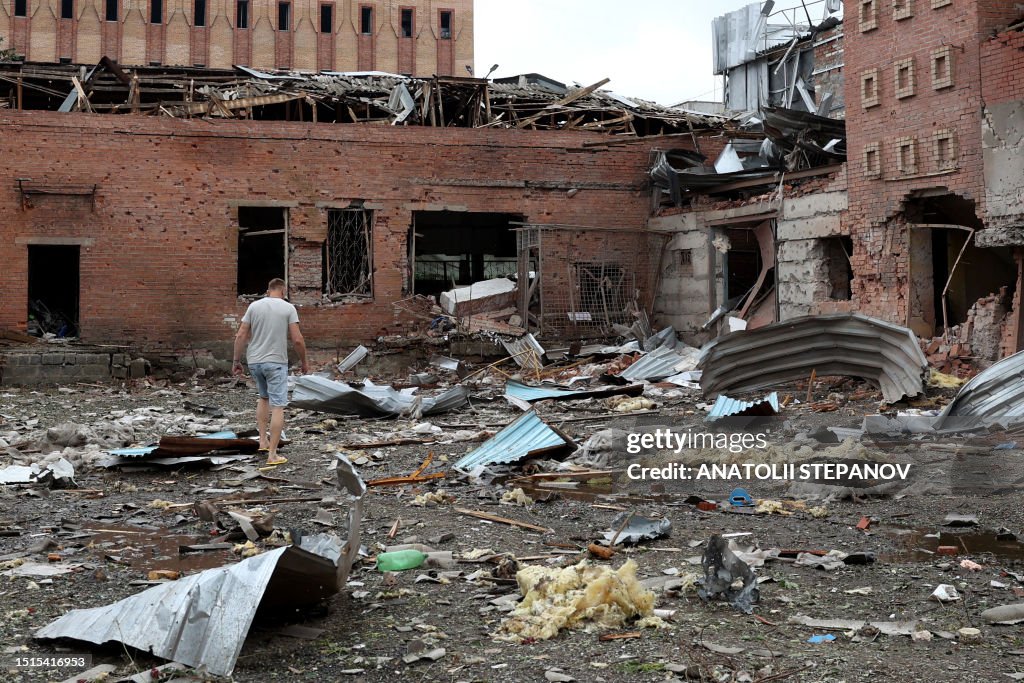 TOPSHOT-UKRAINE-RUSSIA-CONFLICT-WAR