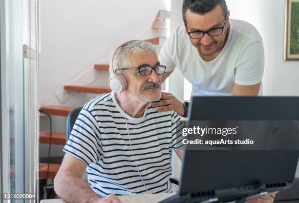 Old Timers Using Computer 4,567 Old New Computer Stock Photos, High-Res Pictures, and Images ...