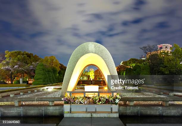hiroshima peace memorial - hiroshima peace memorial stock pictures, royalty-free photos & images