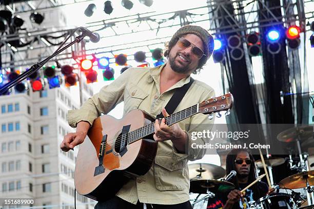 Rusted Root Singer Michael Glabicki Photos and Premium High Res Pictures - Getty Images