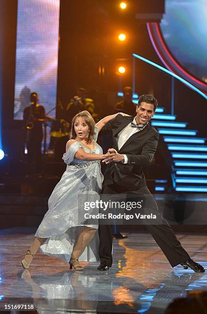 Maria Antonieta de las Nieves participates in Univision's Mira Quien Baila Premiere on September 9, 2012 in Miami, Florida.