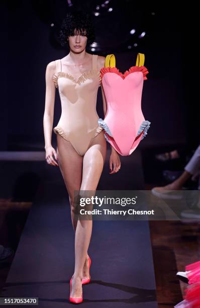 Model walks the runway during the Viktor & Rolf Haute Couture Fall/Winter 2023/2024 show as part of Paris Fashion Week on July 05, 2023 in Paris,...