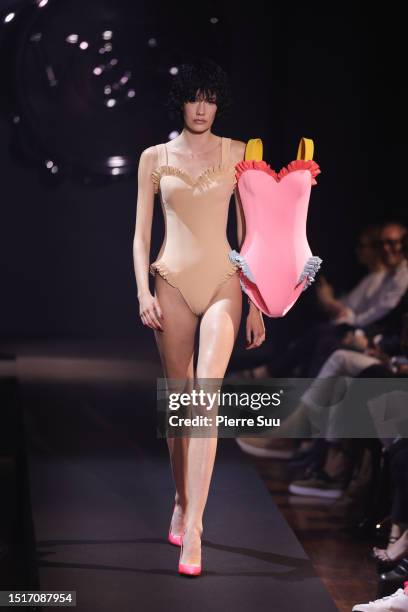 Model walks the runway during the Viktor & Rolf Haute Couture Fall/Winter 2023/2024 show as part of Paris Fashion Week on July 05, 2023 in Paris,...