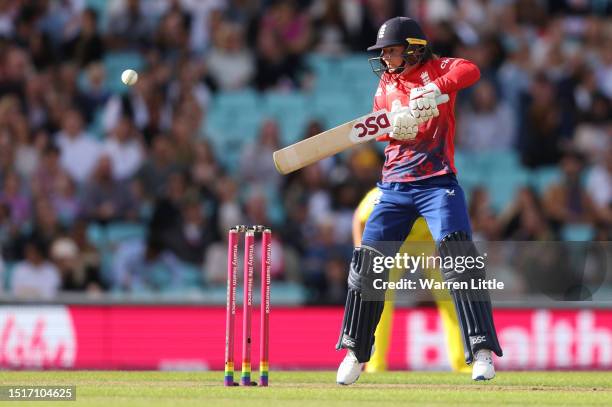 Danni Wyatt of England bats during the Women's Ashes 2nd Vitality IT20 match between England and Australia at The Kia Oval on July 05, 2023 in...