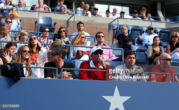 Kim Sears, the girlfriend of Andy Murray of Great Britain, Andy Ireland, coach Ivan Lendl, Daniel Vallverdu and Jez Green watch his men's singles...