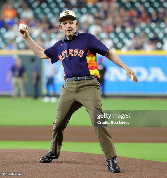 Jim Mcingvale Photos and Premium High Res Pictures - Getty Images