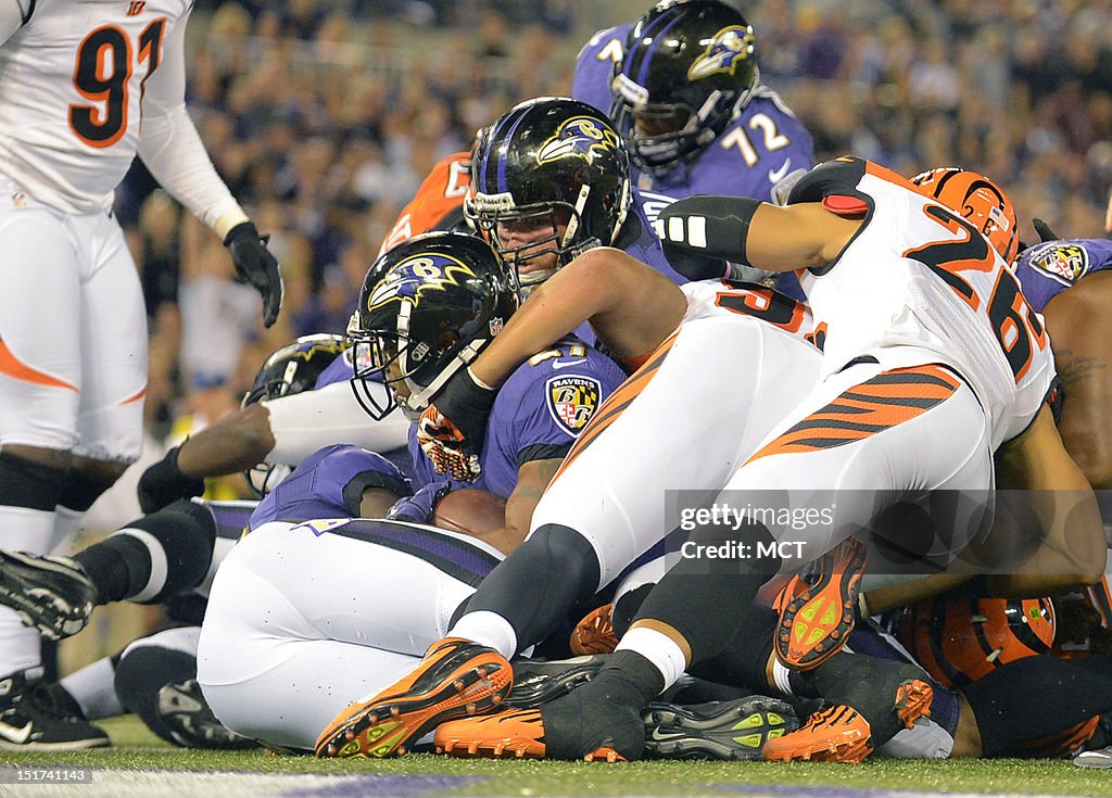 Bengales Raves Baltimore Ravens running back Ray Rice scores from inside the one ...