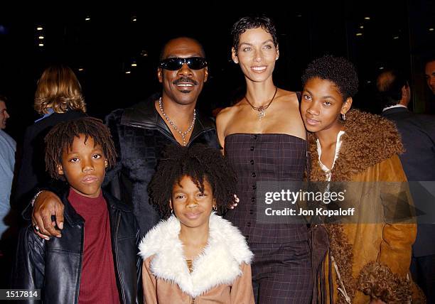 Actor Eddie Murphy and family attend the premiere of "I SPY" at the Cinerama Dome Theater on October 23, 2002 in Hollywood, California.