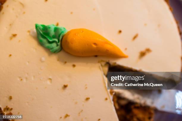 carrot cake with cream cheese frosting - carrot cake stock pictures, royalty-free photos & images