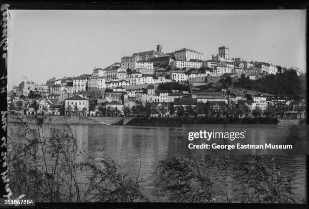 Coimbra vue et rio Mondego, between 1900 and 1919.