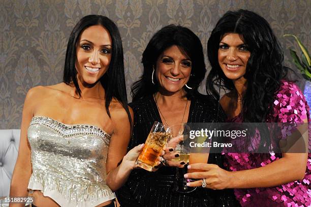 Bald Canary Sings" Episode 419 -- Pictured: Melissa Gorga, Kathy Wakile, Teresa Giudice --