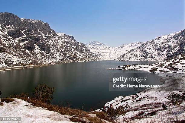 ethereal chongo lake - hema narayanan fotografías e imágenes de stock