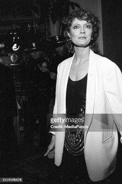 Susan Sarandon 1980 Photos and Premium High Res Pictures - Getty Images