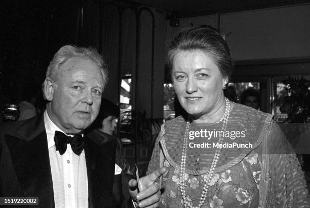 51 Carroll Oconnor & Wife Stock Photos, High-Res Pictures, and Images