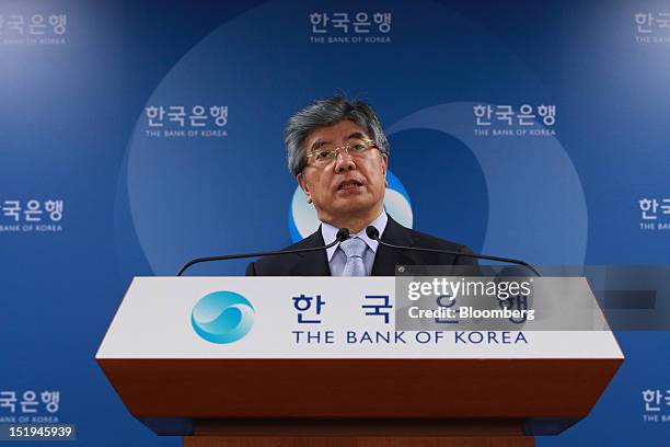 Kim Choong Soo, governor of the Bank of Korea, speaks during a news conference following a monetary policy meeting at the central bank's headquarters...