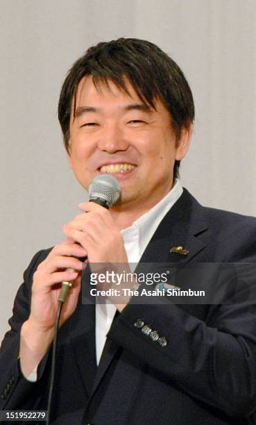 Osaka Mayor Toru Hashimoto, now becomes the leader of newly set up Nippon Ishin no Kai or Japan Restoration Party, smiles at a fundraising party in...