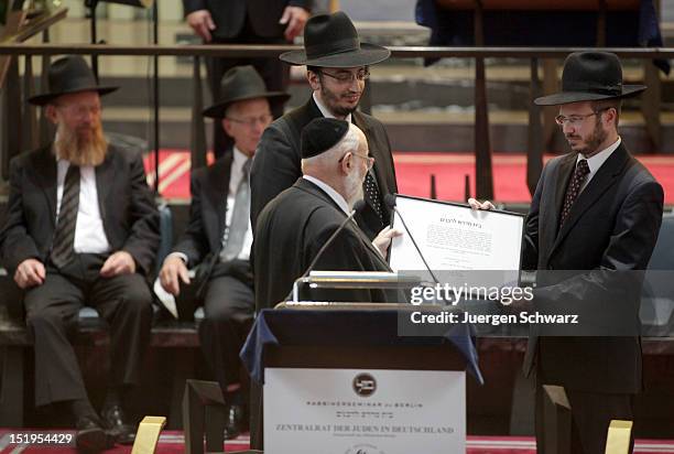 Chanoch Rear Codition 31 Dayan Chanoch Ehrentreu Stock Photos, High-Res Pictures, and Images ...