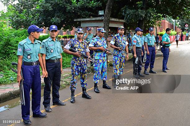 891 Embassy Of Bangladesh Stock Photos, High-Res Pictures, and Images