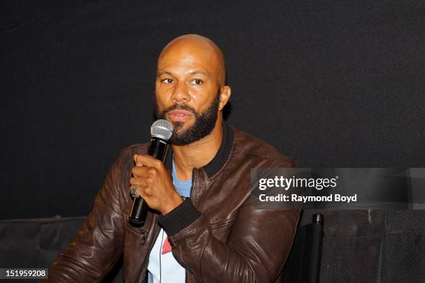 Eluv Rapper 4,805 Luv Photos & High Res Pictures - Getty Images