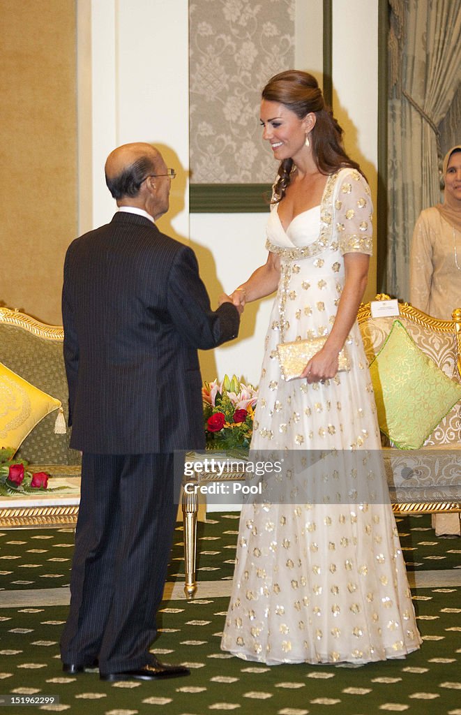 The Duke And Duchess Of Cambridge Diamond Jubilee Tour - Day 3