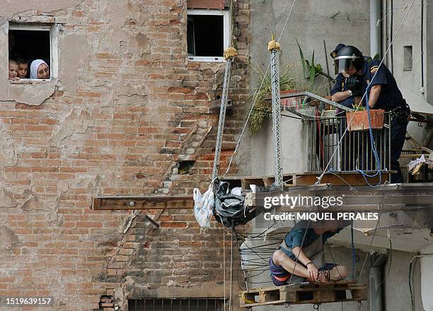 Remove Squatters 457 Squatters Rights Stock Photos, High-Res Pictures, and Images ...