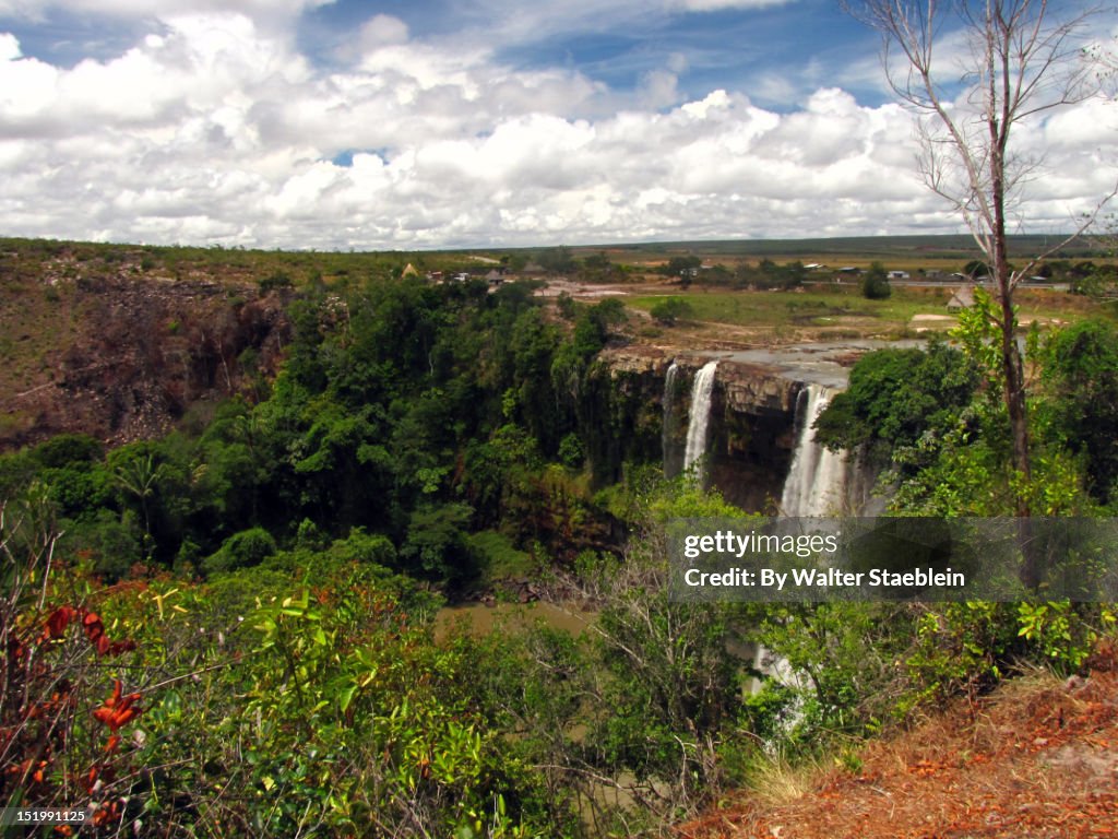 Kamameru waterfalls