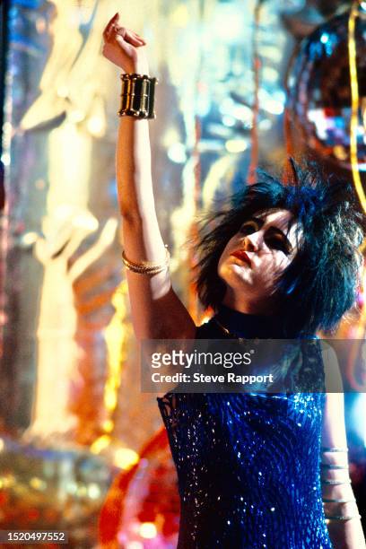 Siouxsie Sioux of The Creatures, Right Now video 6/16/83