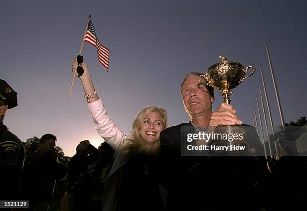 Ben Crenshaw of the USA and wife Polly celebrate during the 33rd Ryder Cup match played at the Brookline CC in Boston, Massachusetts, USA. \...