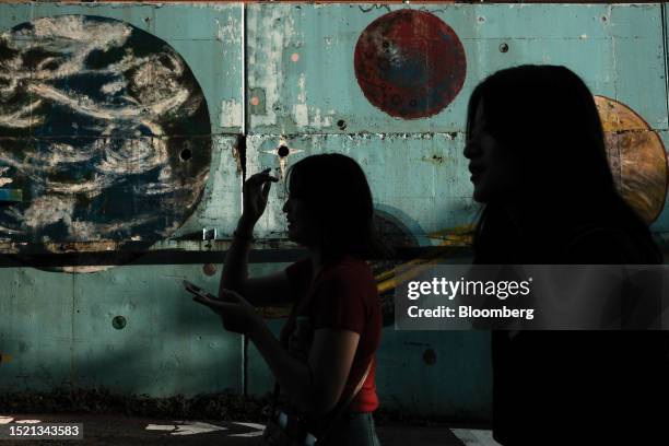 76 Nakano Station Tokyo Stock Photos, HighRes Pictures, and Images