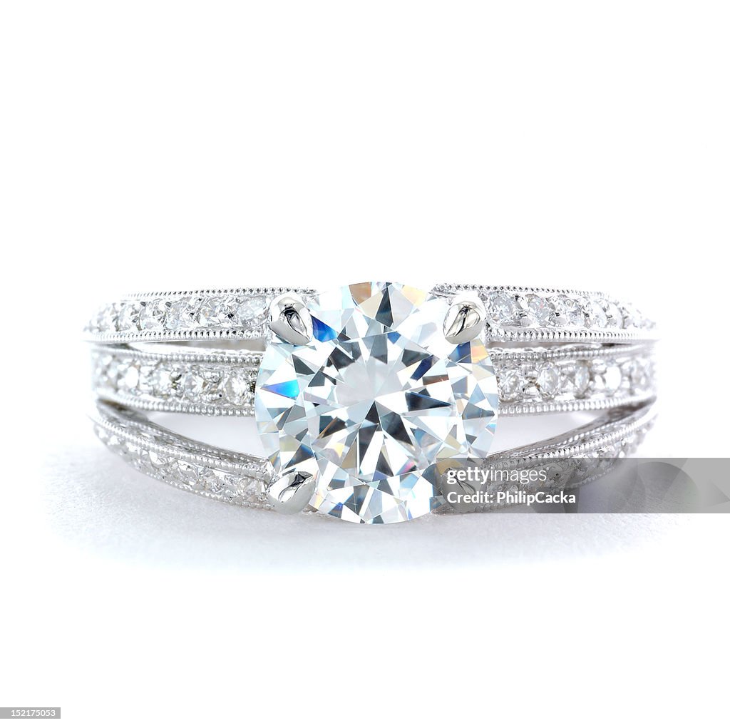 Woman's Diamond und Platinum-Ehering