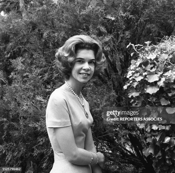 La Princesse Irène de Grèce dans le sud de la France en 1963